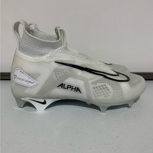 Nike Alpha Menace Elite 3 Men’s Football Cleats-Size 7